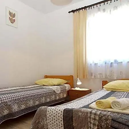 1965 Hotel Pula